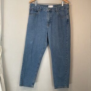 ASOS DESIGN Classic Rigid Medium Wash Mom Jeans Size W34 L30 Denim 11" Rise